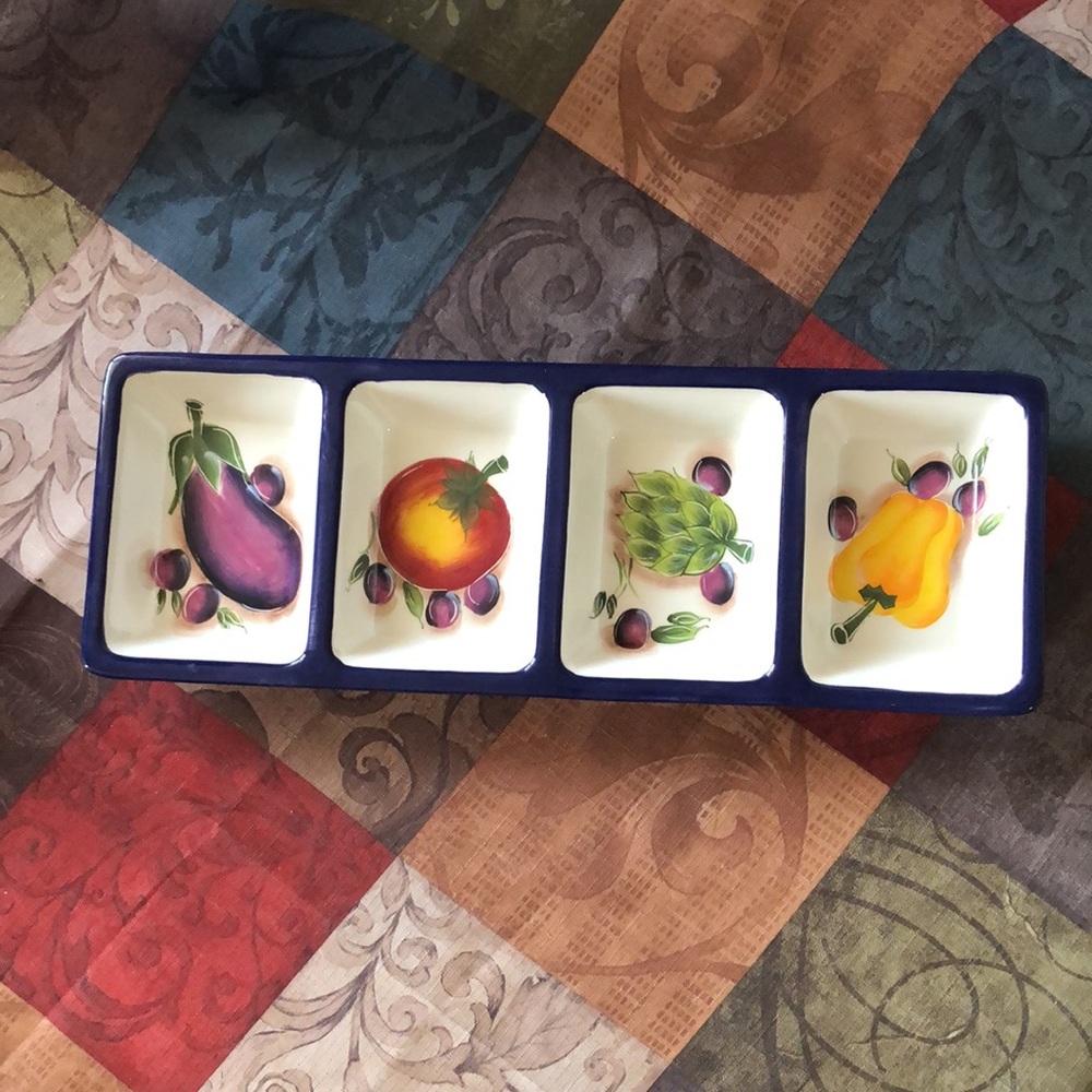 🍇EUC 4 section China serving tray🫒